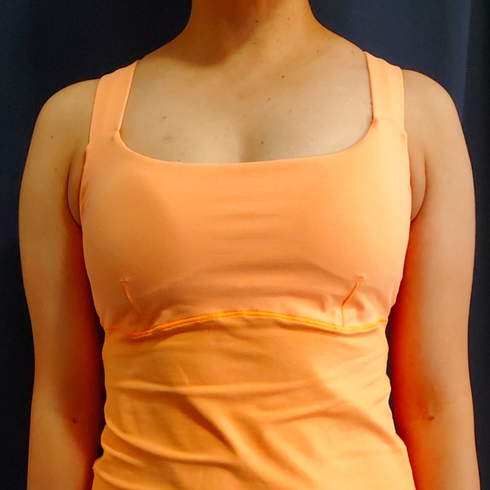 Lululemon top